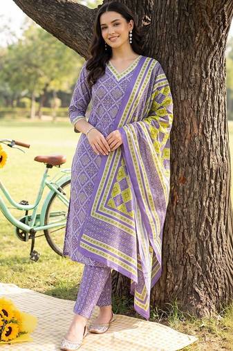 women ethnic motifs printed regular cotton kurta with trousers & with dupatta