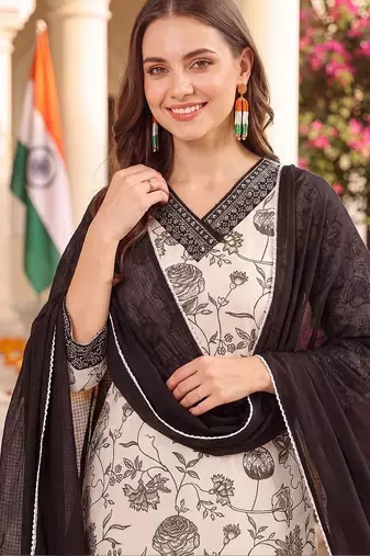 women floral printed regular cotton kurta with trousers & with dupatta