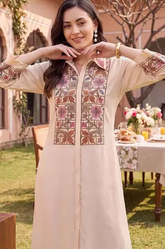 women ethnic motifs embroidered regular thread work kurta with pyjamas