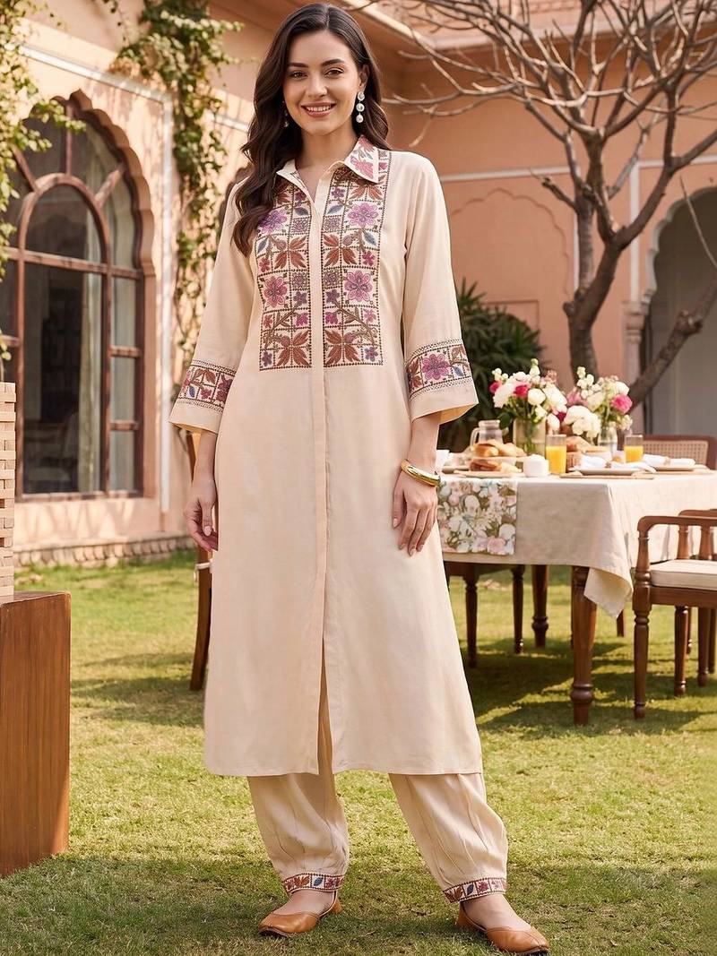 women ethnic motifs embroidered regular thread work kurta with pyjamas