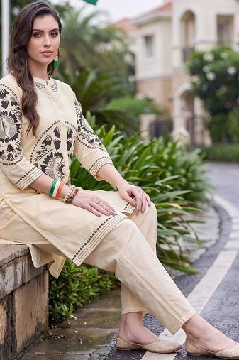 women ethnic motifs embroidered regular thread work cotton kurta with trousers
