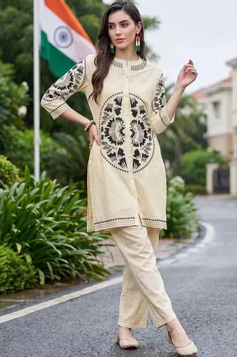 women ethnic motifs embroidered regular thread work cotton kurta with trousers