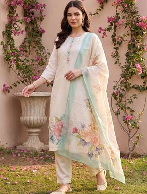 women floral printed regular thread work kurta with trousers & with dupatta 6
