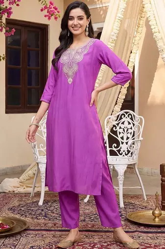 women ethnic motifs embroidered regular thread work kurta with trousers