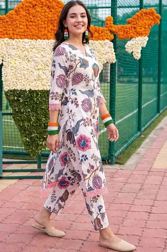 women floral printed regular cotton kurta with trousers