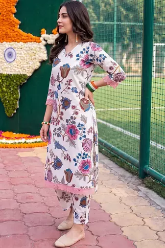 women floral printed regular cotton kurta with trousers