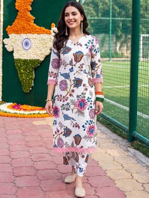 women floral printed regular cotton kurta with trousers 5