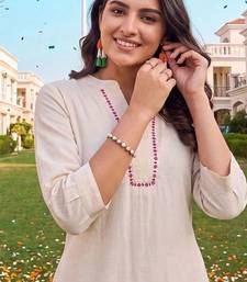 women floral embroidered regular thread work kurta with trousers