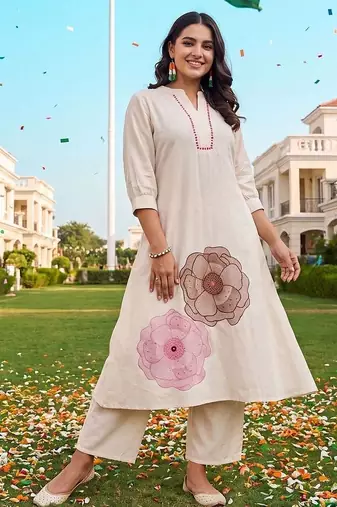 women floral embroidered regular thread work kurta with trousers