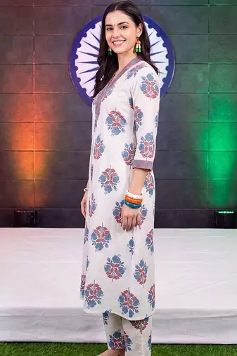 women floral printed regular cotton kurta with trousers