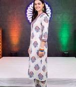 women floral printed regular cotton kurta with trousers