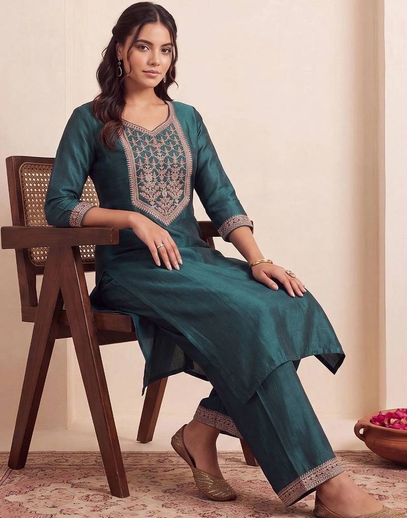 women ethnic motifs embroidered regular thread work liva kurta with trousers