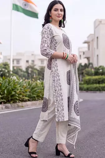 women ethnic motifs printed regular cotton kurta with trousers & with dupatta