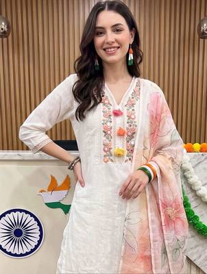 women floral embroidered regular thread work cotton kurta with trousers & with dupatta 2