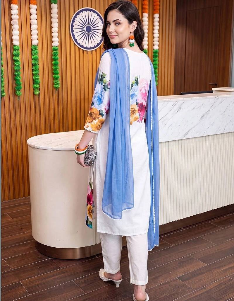 women floral printed regular linen kurta with trousers & with dupatta