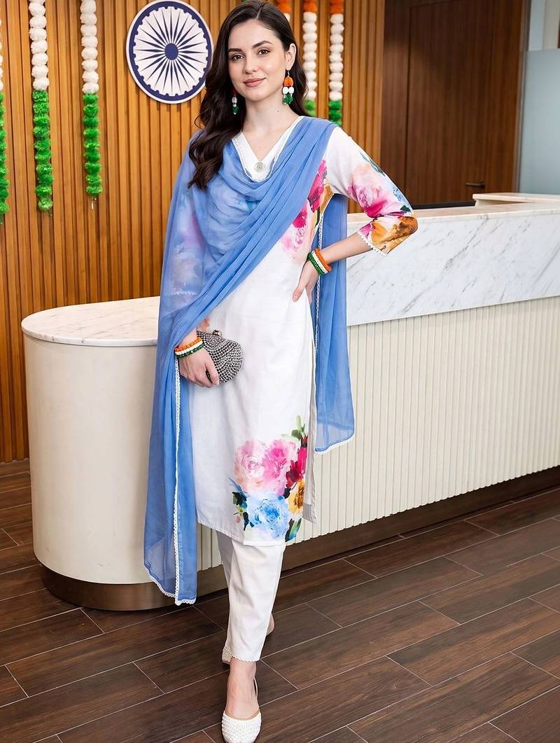women floral printed regular linen kurta with trousers & with dupatta