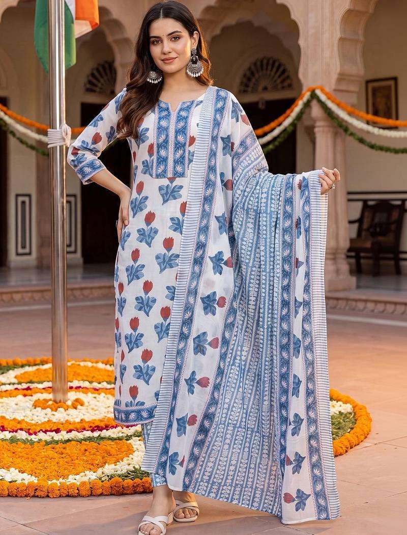 women floral printed regular cotton kurta with trousers & with dupatta