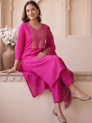 women ethnic motifs embroidered regular thread work cotton kurta with trousers & with dupatta 3