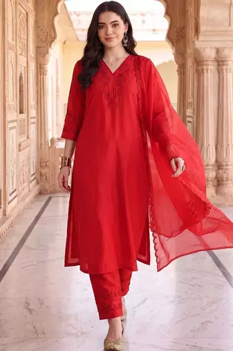 women ethnic motifs embroidered regular thread work kurta with trousers & with dupatta