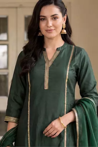 women regular gotta patti liva kurta with trousers & with dupatta