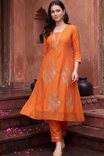 women ethnic motifs embroidered regular thread work kurta with trousers