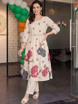 women floral printed regular cotton kurta with trousers 1