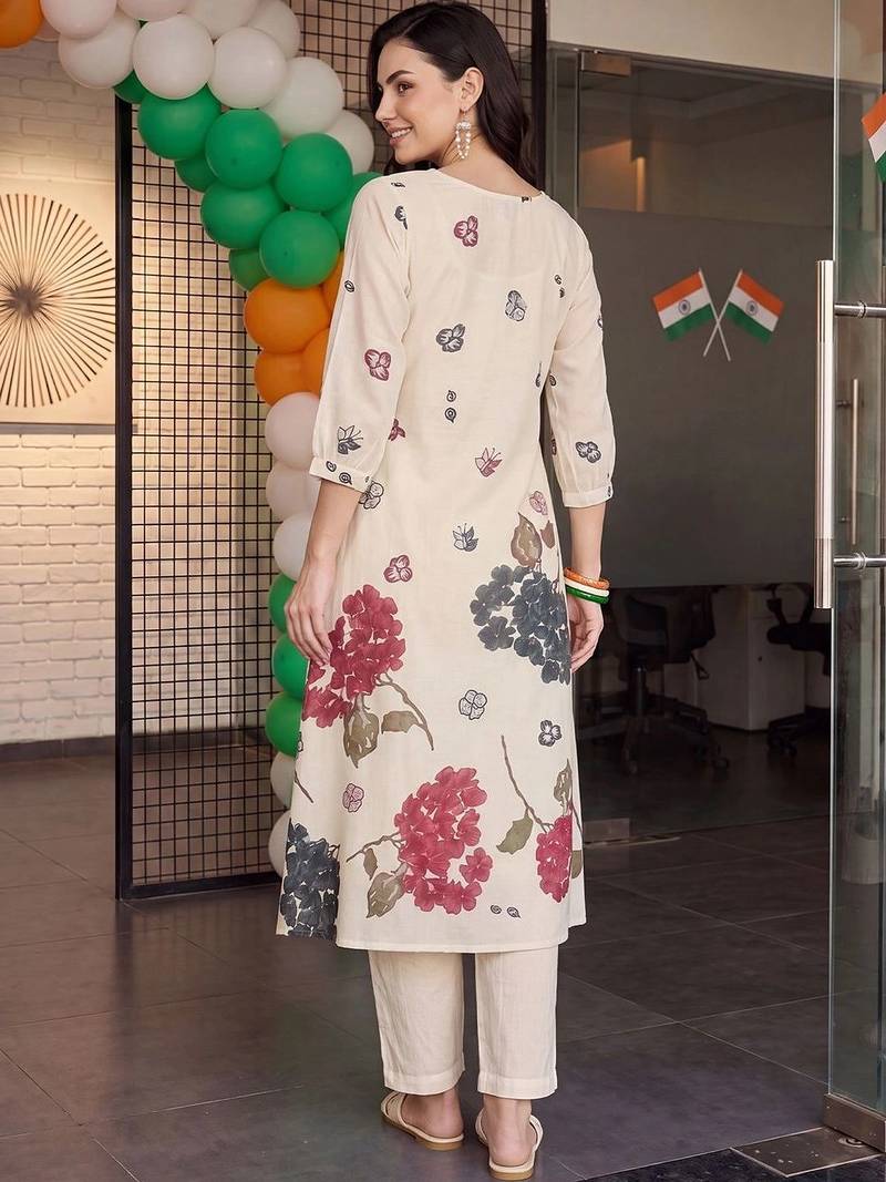 women floral printed regular cotton kurta with trousers