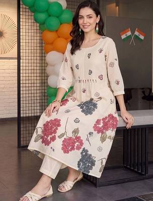 women floral printed regular cotton kurta with trousers 5