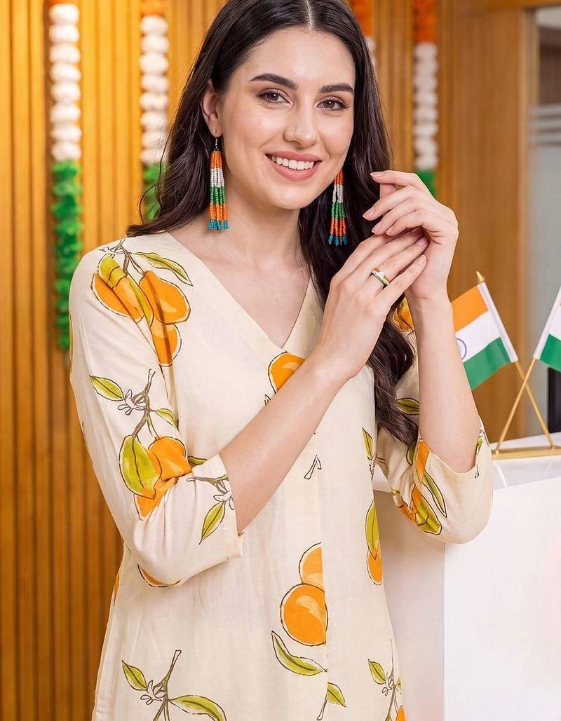 women printed regular cotton kurta with trousers