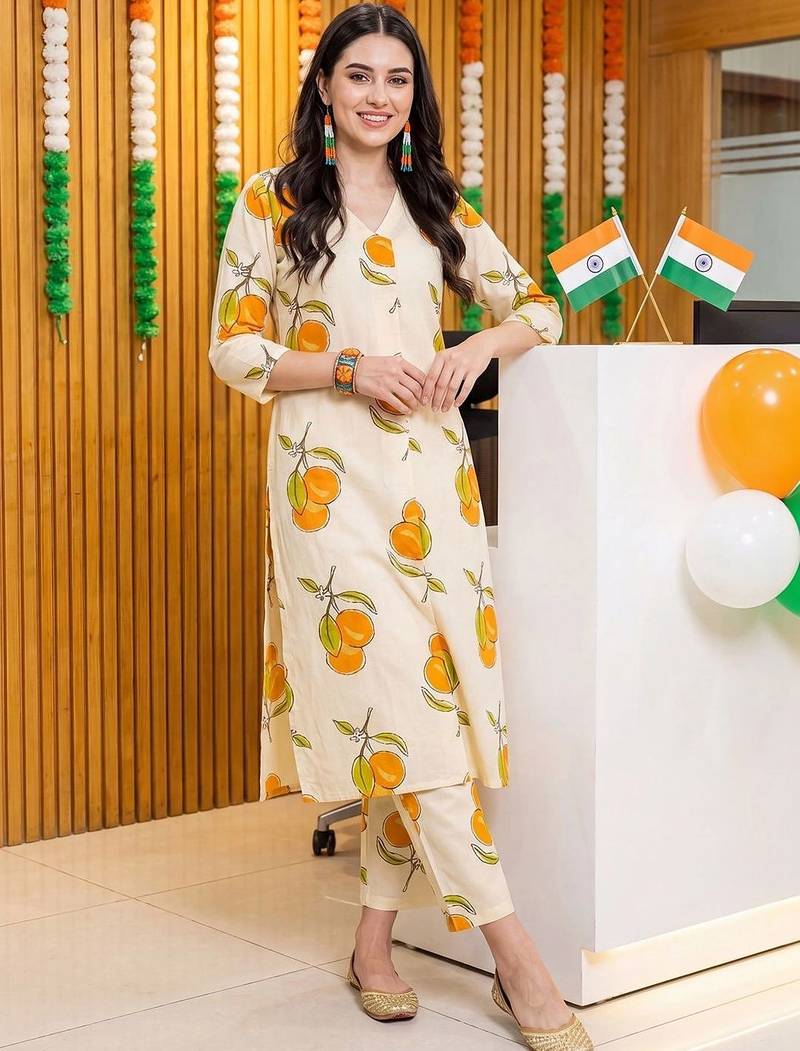 women printed regular cotton kurta with trousers