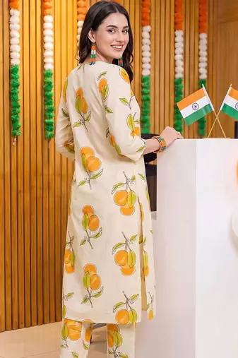 women printed regular cotton kurta with trousers