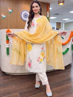 wome women floral regular thread work kurta with trousers & with dupatta 1