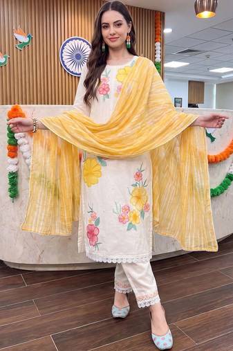 wome women floral regular thread work kurta with trousers & with dupatta