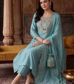 women ethnic motifs embroidered regular thread work kurta with trousers & with dupatta