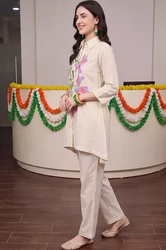 women floral printed regular cotton kurta with trousers