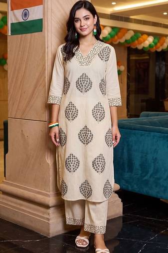 women ethnic motifs embroidered regular thread work cotton kurta with trousers