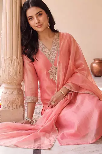 women ethnic motifs embroidered regular thread work kurta with trousers & with dupatta