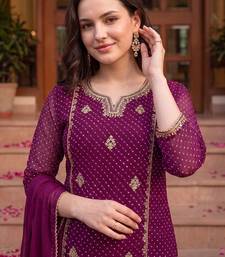 women ethnic motifs printed regular kurta with trousers & with dupatta