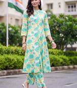 women floral printed regular kurta with trousers