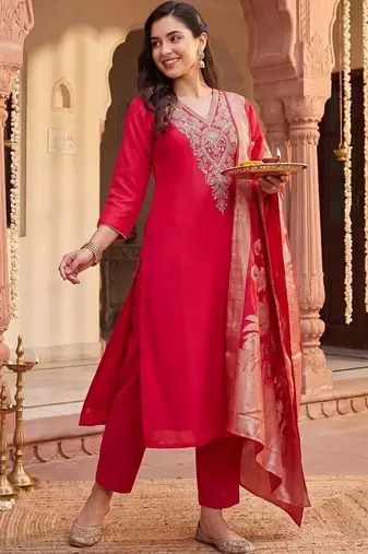 women ethnic motifs embroidered regular kurta with trousers & with dupatta
