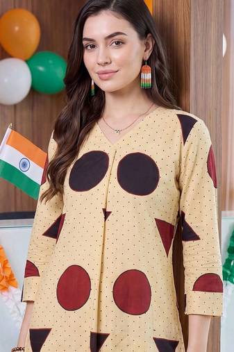 women printed regular cotton kurta with trousers