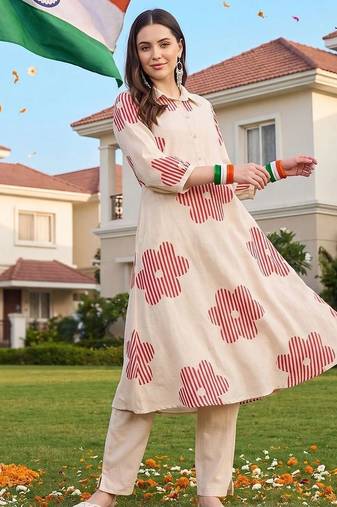 women floral printed regular cotton kurta with trousers