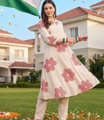 women floral printed regular cotton kurta with trousers