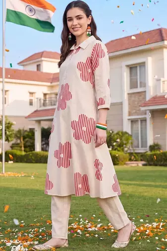 women floral printed regular cotton kurta with trousers