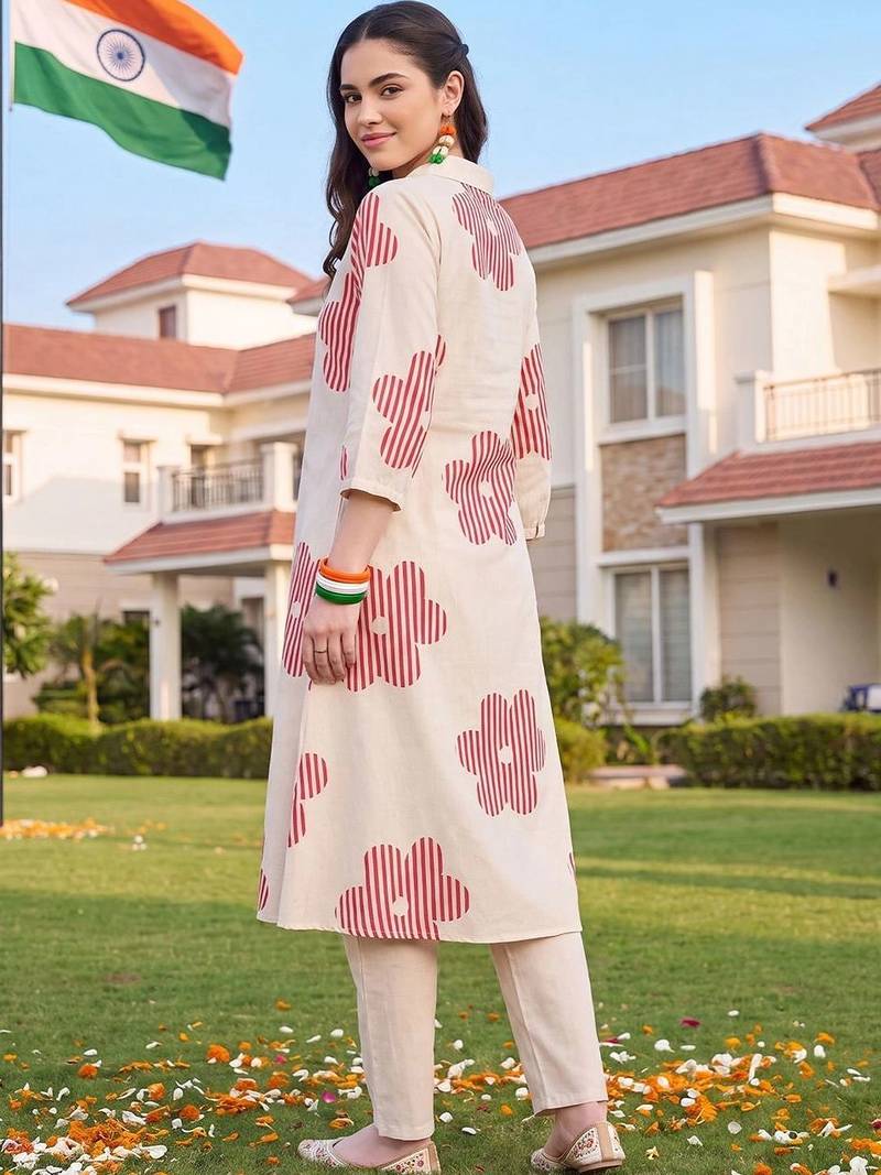women floral printed regular cotton kurta with trousers