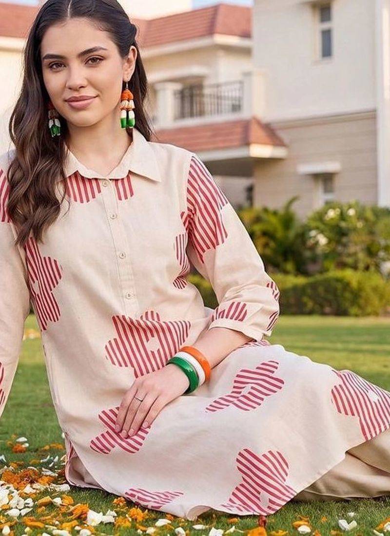 women floral printed regular cotton kurta with trousers