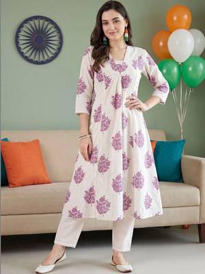 women floral printed empire cotton kurta with trousers 6