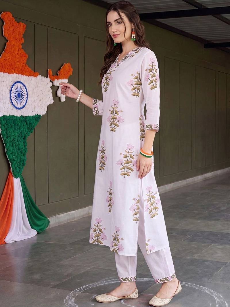 women floral printed regular cotton kurta with trousers