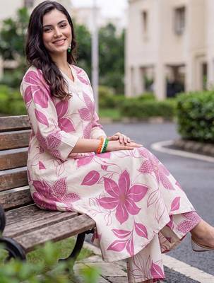 women floral printed regular cotton kurta with palazzos 1