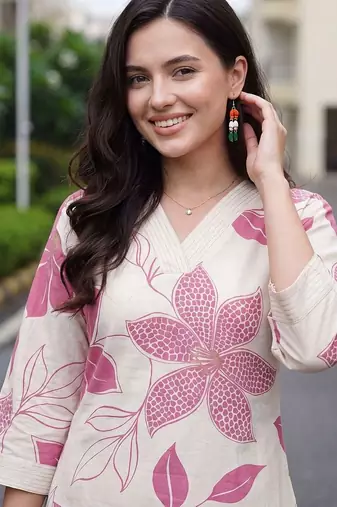 women floral printed regular cotton kurta with palazzos